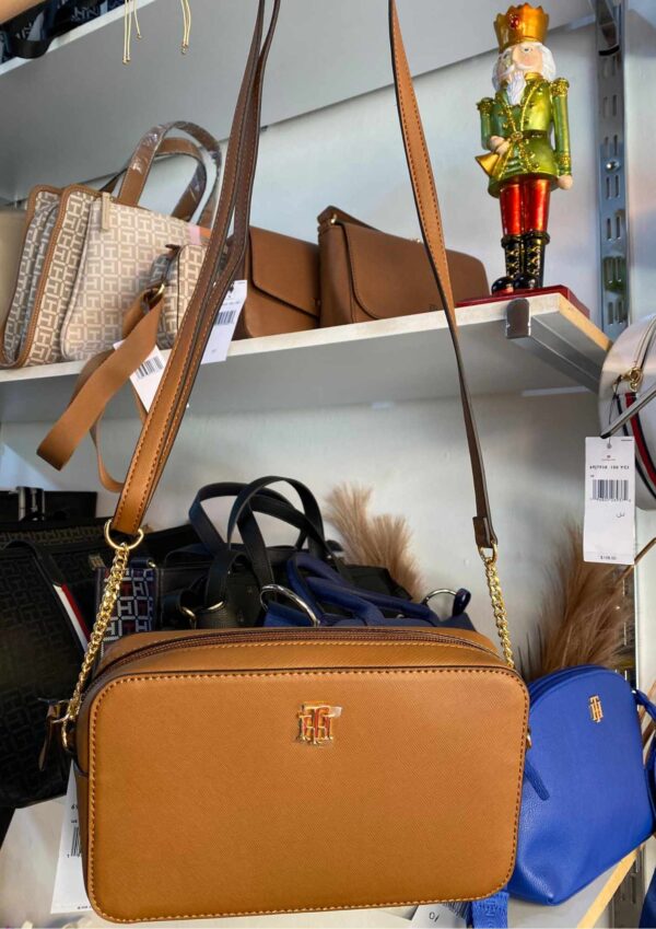 Cartera Tommy Beige