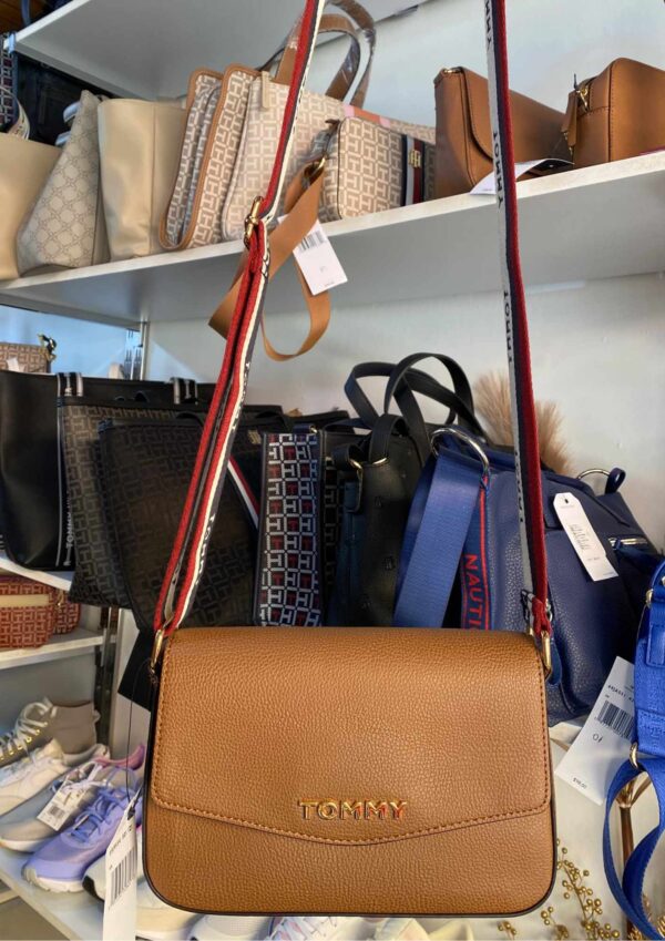 Cartera Tommy Marrón
