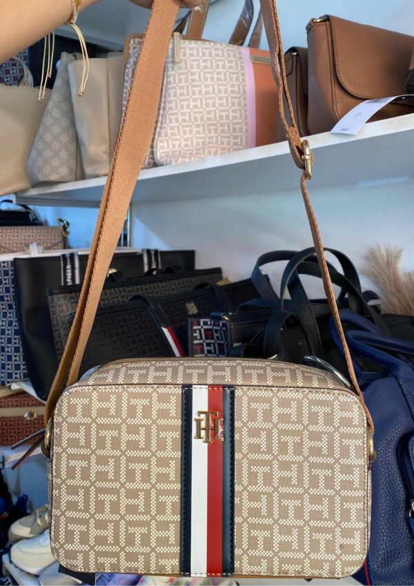 Cartera Tommy Marrón Claro con Rojo