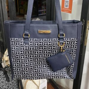 cartera grande azul marino tommy hilfiguer